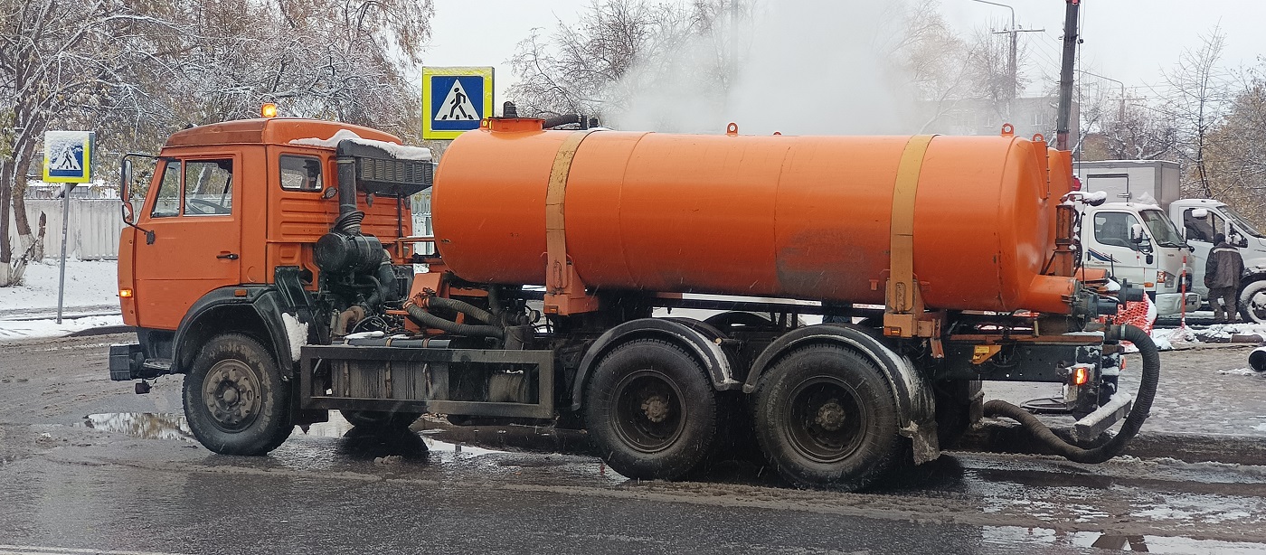 Откачка отходов, септиков, ям, выгребных ям в Магаданской области