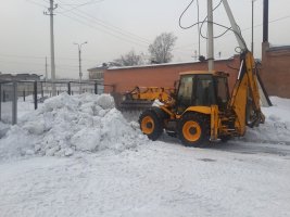 Уборка, чистка снега спецтехникой стоимость услуг и где заказать - Эвенск